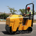 Paseo en rodillo vibratorio diesel de tambor en tándem (FYL-860)